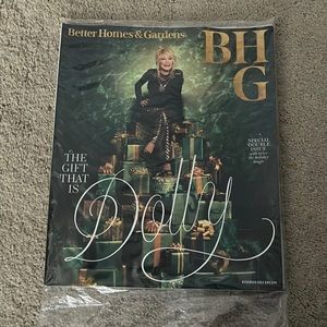 Better Homes & Gardens BHG Dolly Parton Dec 2022 edition